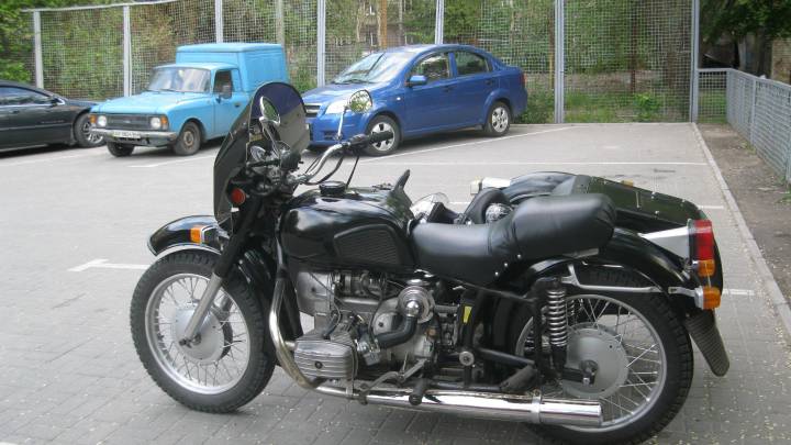Як зробити мотоцикл Дніпро