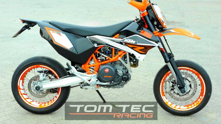 Мотоцикл КТМ 690 SMC: огляд, технічні характеристики і фото