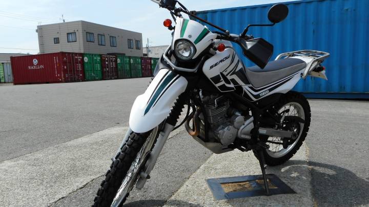Мотоцикл Yamaha Serow 250: огляд, технічні характеристики