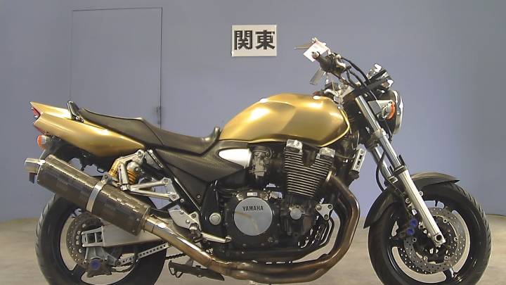 Yamaha XJR 1300 - справжній японський цар доріг