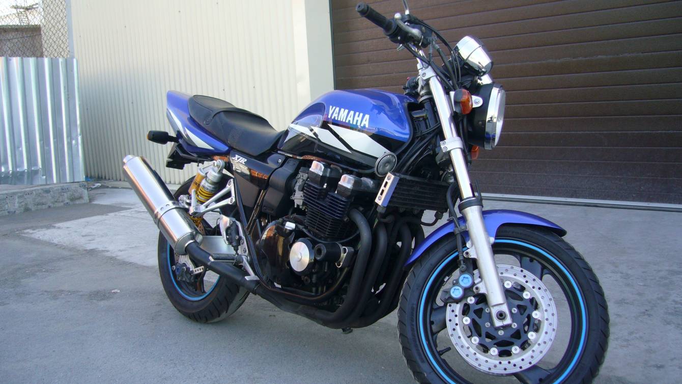 Yamaha XJR 400 (Тест-драйв про Yamaha XJR 400)