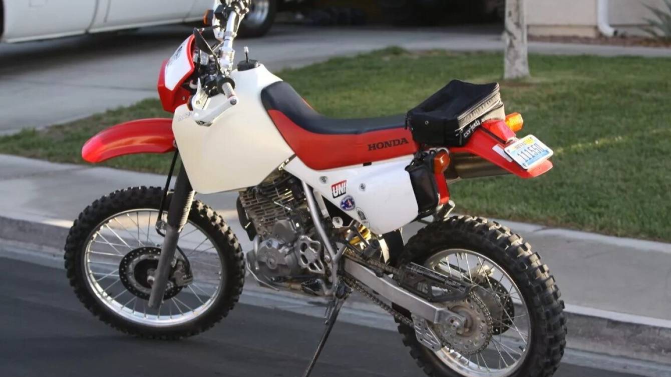 Мотоцикл Honda XR 400-650
