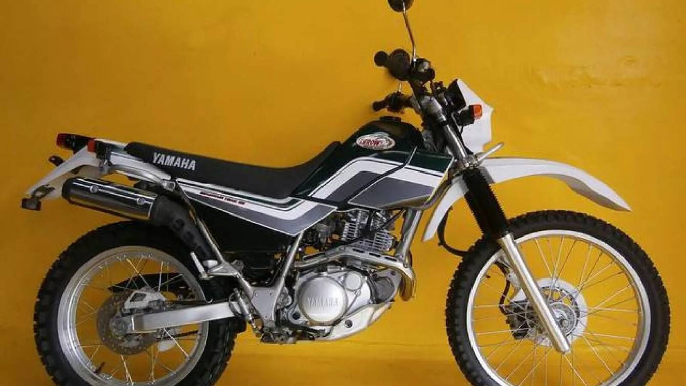 Мотоцикл Yamaha XT 225 Serow