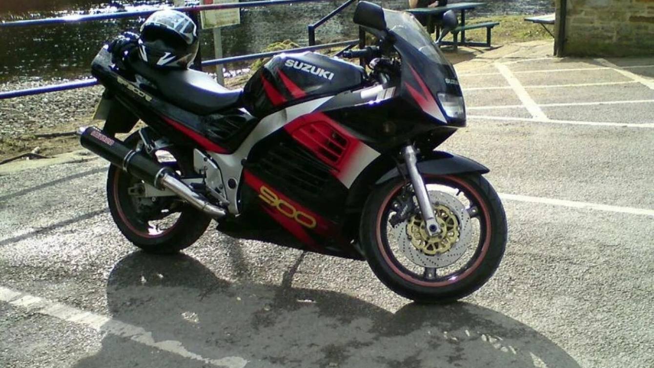 Мотоцикл Suzuki RF400 - 900
