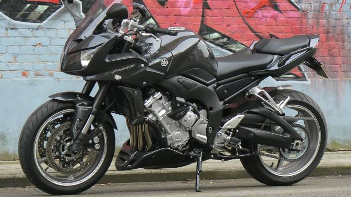 Мотоцикл Yamaha FZ1 Fazer